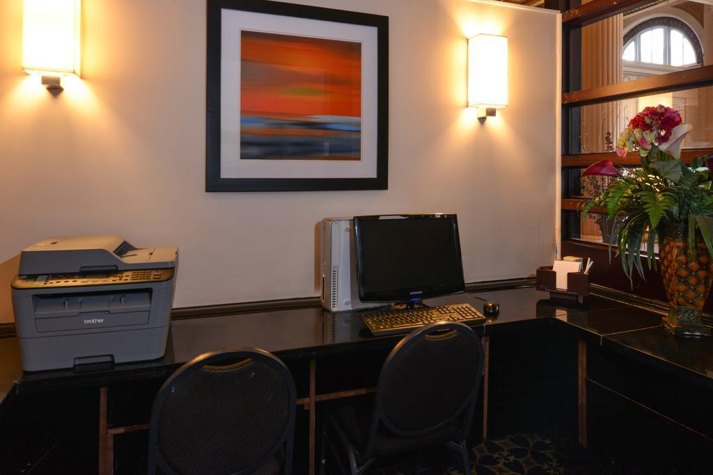 Baltimore Plaza Hotel Zewnętrze zdjęcie
