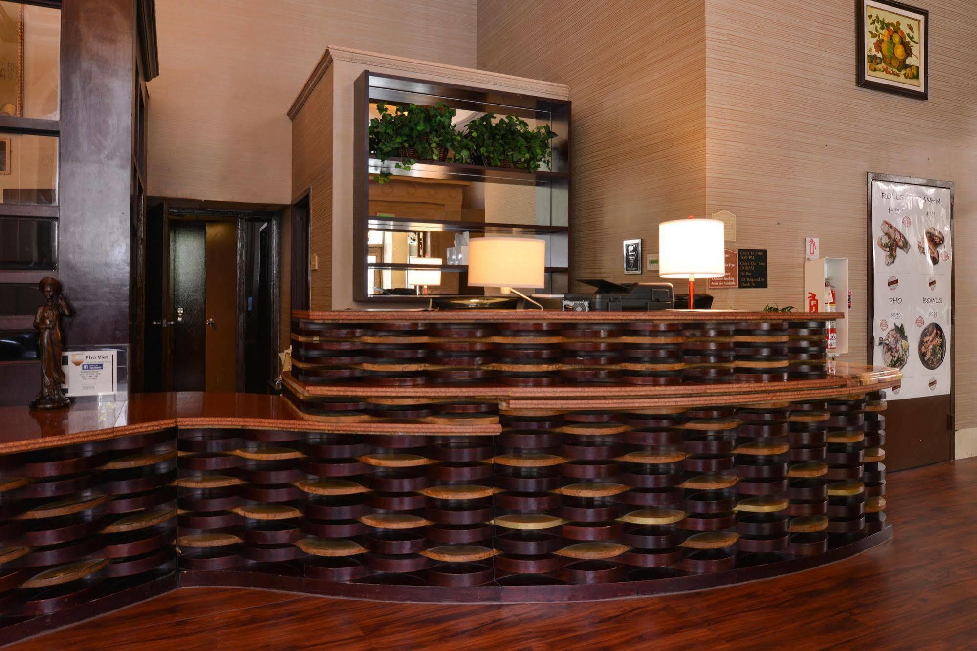 Baltimore Plaza Hotel Zewnętrze zdjęcie